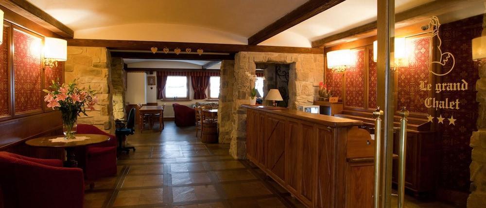 Residence Le Grand Chalet Courmayeur Bagian luar foto